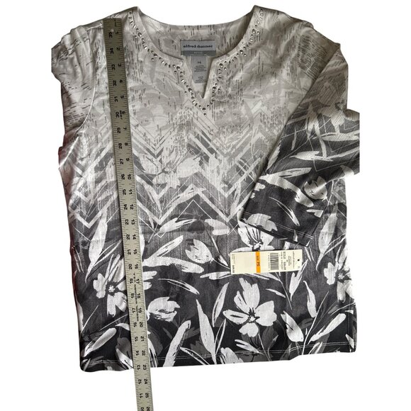 Alfred Dunner Petite PS Floral Ombre 3/4 Sleeve Top With Studded Neckline - Picture 8 of 8